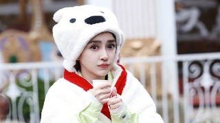 BEAT365-方泂镔《只剩爱》MV首播暴晒拍摄力求完美(图2)