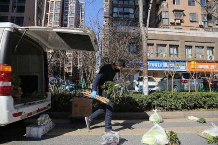 beat365官网中文|2019方泂镔最新创作专辑《B’INLUV》即将9月17发行(图1)